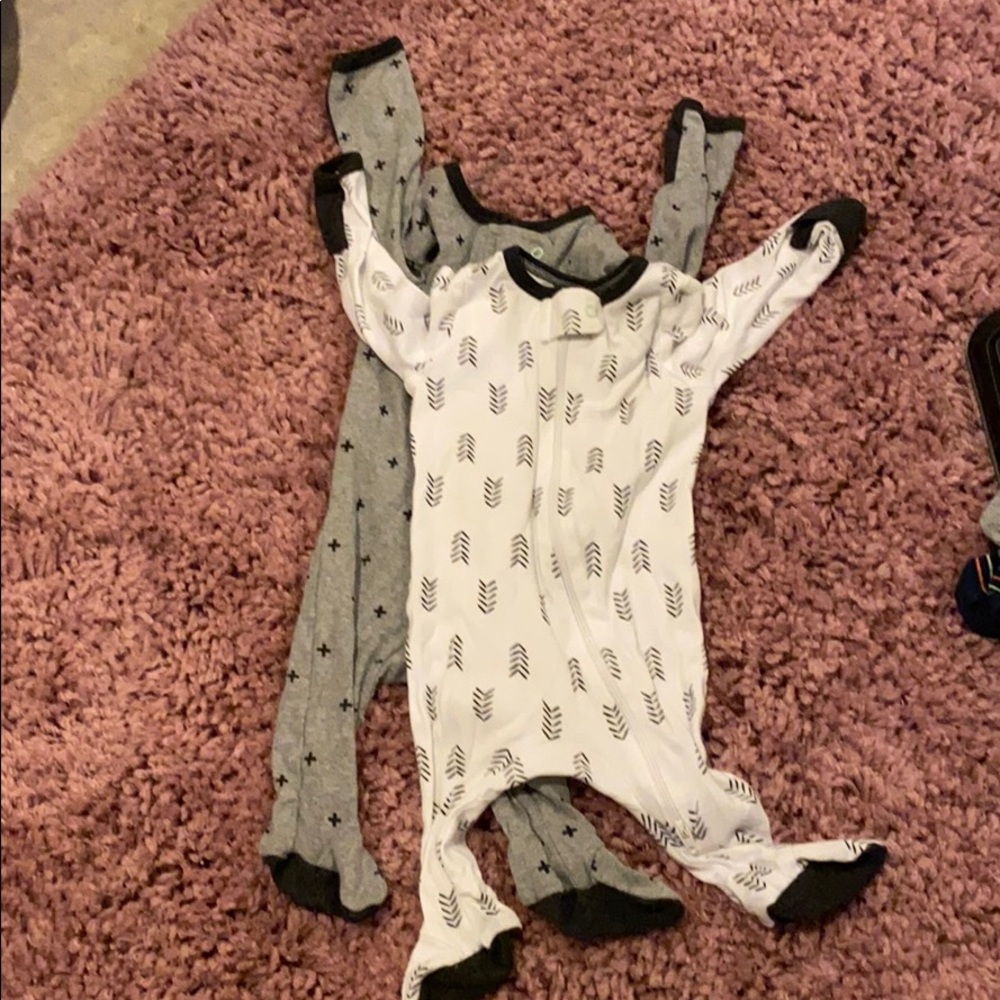 2 zip pajamas